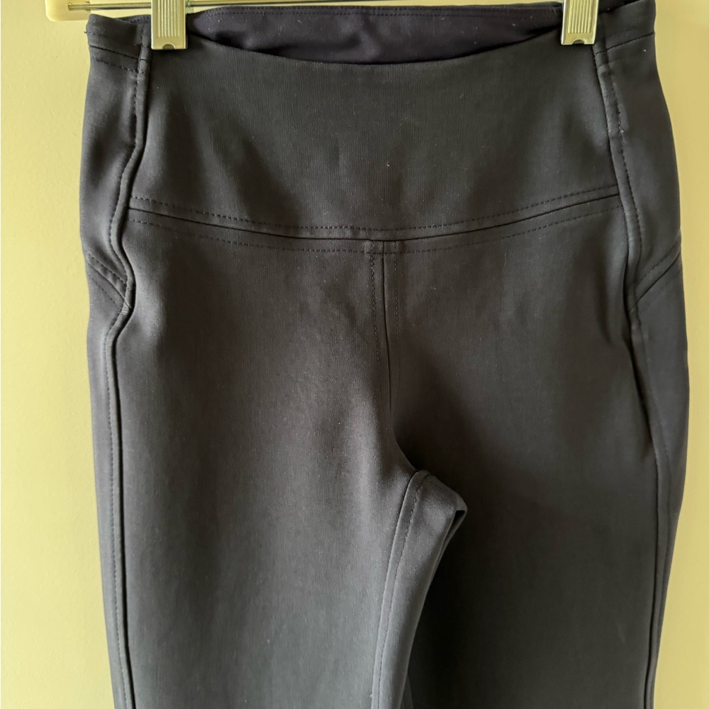 Lululemon pull-on pants - Picture 3 of 11